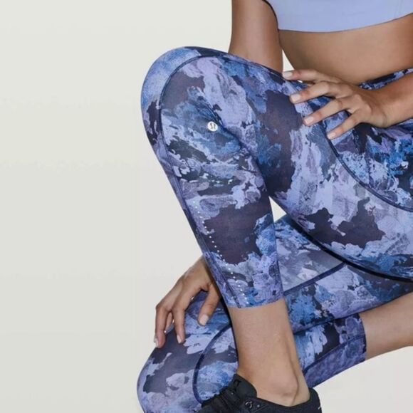 Lululemon Fast & Free 7/8 Tight II Nulux 25" Screen Camo Multi Leggings Size 4 - Picture 3 of 12